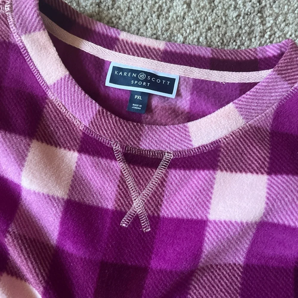 Plaid Fleece - Picture 2 of 3